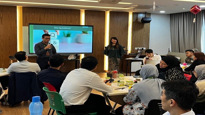 career opportunity pic 1